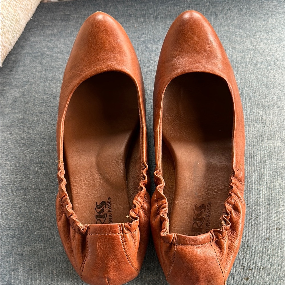 Korks by Kork-Ease Brown Leather flats with Rounded Toe